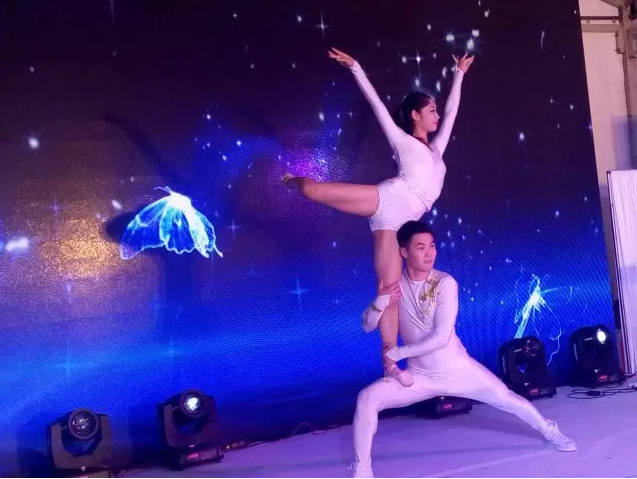 1481352255693973.png blob.png