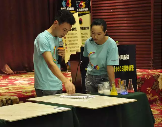 1481533423272649.png blob.png