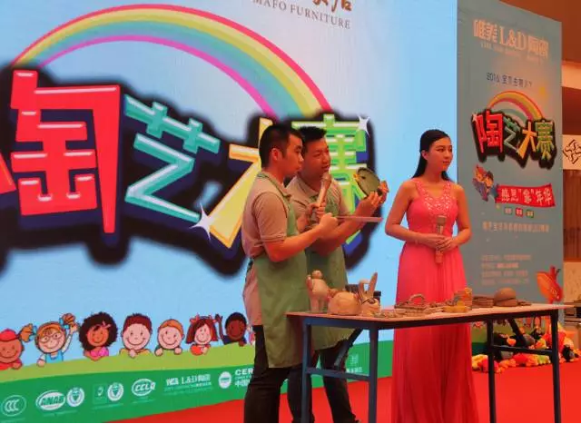 1481533625939857.png blob.png