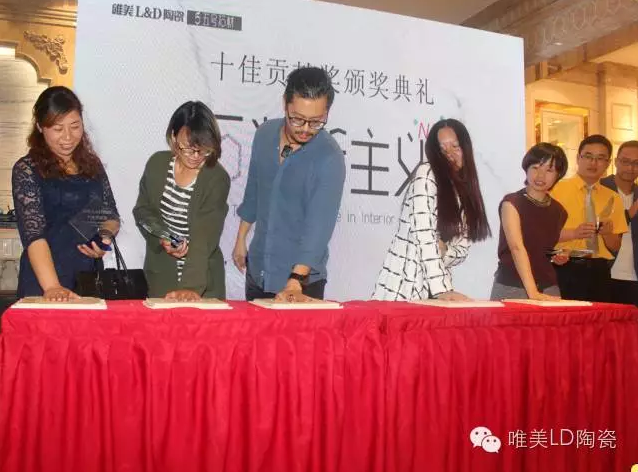 1481534783399377.png blob.png