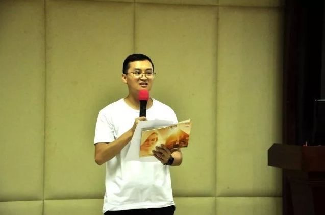 1510713328425885.png blob.png